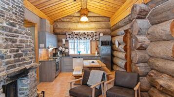 Fridge, microwave, dishwasher, toaster