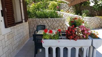 Apartment, Smoking | 2 bedrooms