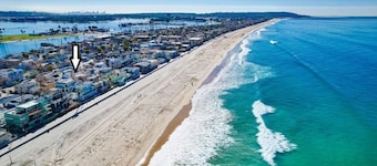 Top Level * Centrally Located * Steps to Ocean