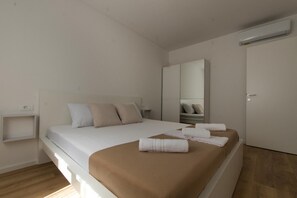 Apartment - Mario - With Terace - A1 2 2 (Makarska)