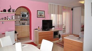 Apartment - Mili - With see View - A1-st2 2 1 (Split)