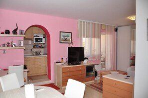 Apartment | 1 bedroom - Mili - With see View - A1-st2 2 1 (Split)