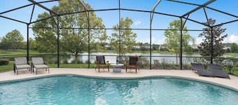 Luxury 6BR/4BA Villa with Beautiful Lake Views near Disney & Universal Parks