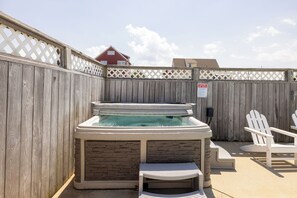 Baignoire à remous extérieure