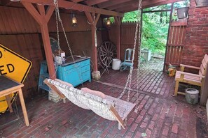 Terrace/patio - The House That Love Built Airport, Pgh, Wash PA (Oakdale)