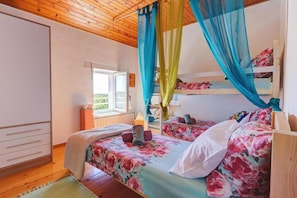2 bedrooms