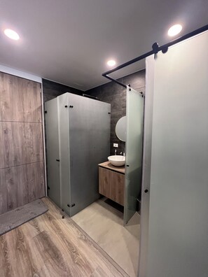 Handtücher, Toilettenpapier