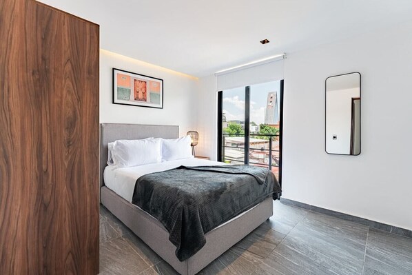 1 bedroom, iron/ironing board, WiFi, bed sheets