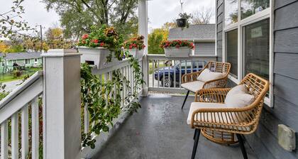 Family-Friendly Home Near Airport and Downtown with Plenty of Quality Amenities