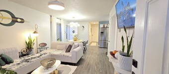  Family-Friendly Home Near Airport and Downtown with Plenty of Quality Amenities