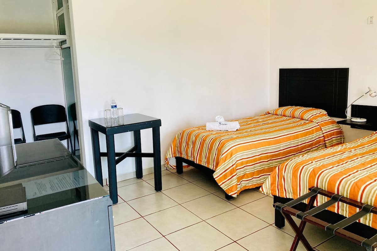 Deluxe Room | 1 bedroom, free WiFi