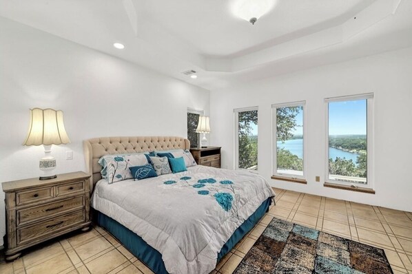 4 bedrooms, WiFi, bed sheets