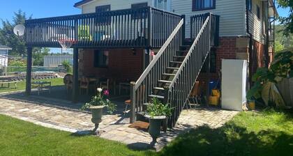 Gorgeous Cozy 5 Bedroom Cottage at Rice Lake!