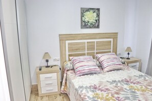 2 bedrooms, iron/ironing board, WiFi, bed sheets - Villa Cielo Azul, with private swimming pool. (Conil de la Frontera)