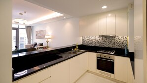 House | 2 bedrooms - Ptr-3904 Good View Apartment in Paramount (Dubai)