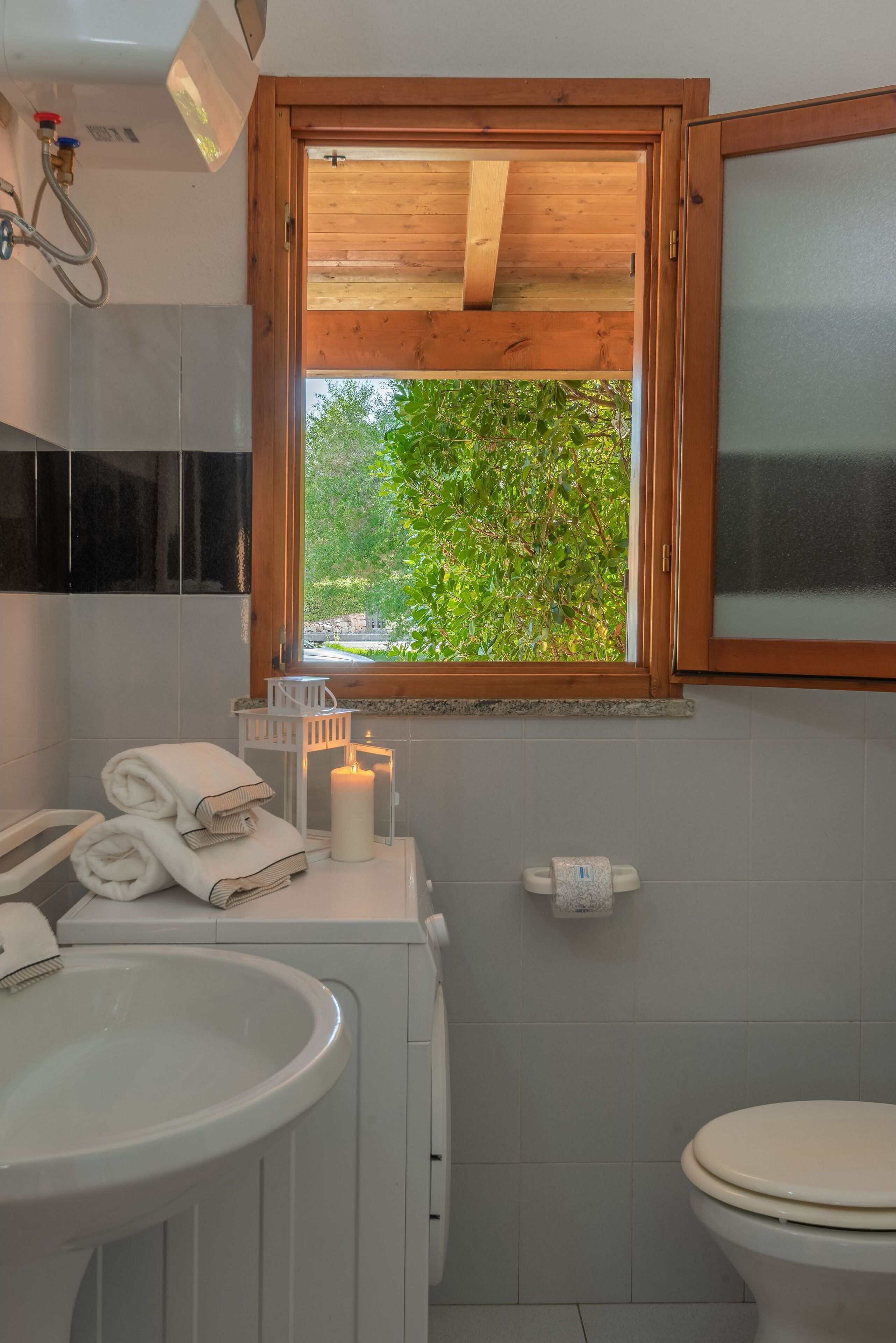 Dusche, kostenlose Toilettenartikel, Haartrockner