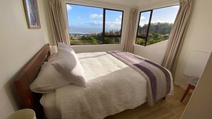 2 dormitorios, tabla de planchar con plancha, wifi gratis y ropa de cama