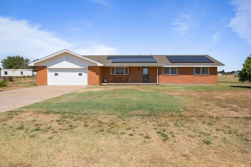 Quiet Country Escape • Sleeps 6 • 15–20 min to Palo Duro