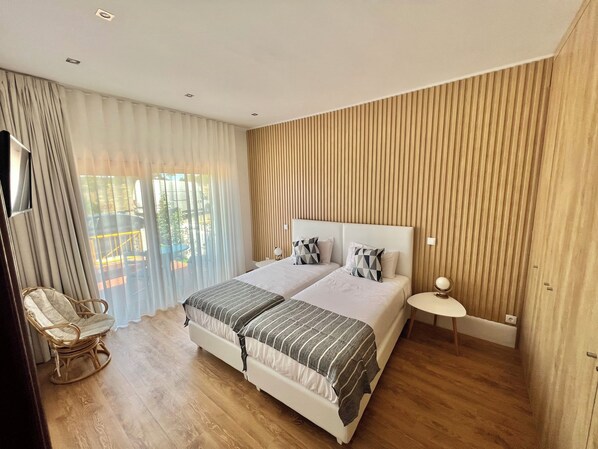 4 bedrooms, iron/ironing board, WiFi, bed sheets - THE CORNER OF THE RIA (Torreira)