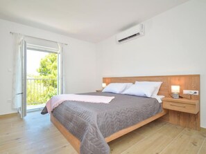 6 Schlafzimmer, Internetzugang
