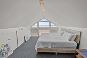 5 chambres, bureau, accès au Wi-Fi (inclus)