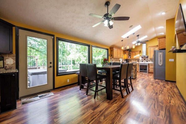 Dining - Riverside Haven | Hot Tub • Grill • Dock! (Fishers)