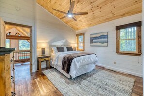 4 habitaciones, tabla de planchar con plancha, cuna de viaje y wifi 