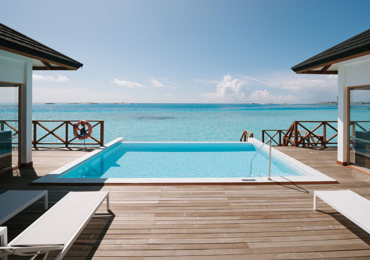 Toetasjesleilighet – premium, 2 soverom, sjøutsikt | Minibarvarer (inkludert), safe på rommet og individuelt dekorert