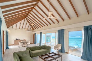 Lagoon Residence | Living area | 55-inch Smart TV with cable channels - Joy Island  (Kasanfaru Island)