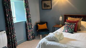 1 slaapkamer, een strijkplank/strijkijzer, reisbedje, gratis wifi