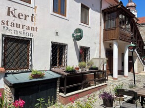 숙박 시설 정면