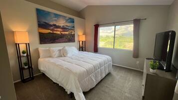 4 sovrum, skrivbord, strykjÀrn/strykbrÀda och wi-fi