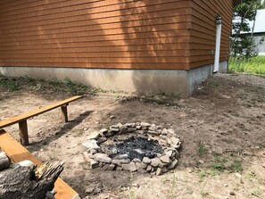 Property grounds - 20 min to Yellowstone, Loft (Island Park)