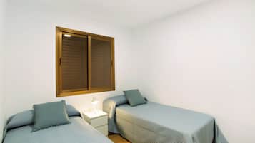 2 chambres, fer et planche Ă repasser, Wi-Fi gratuit, draps fournis