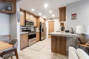 Unclassified image, 3 of 22, button - Designer Ski-In / Ski-Out Condominium At Brian Heads Copper Chase (Brian Head)