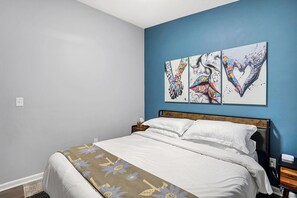 3 chambres, fer et planche à repasser, lit de bébé portatif, Wi-Fi