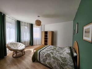 2 Schlafzimmer, Bügeleisen/Bügelbrett, Reisekinderbett, kostenloses WLAN