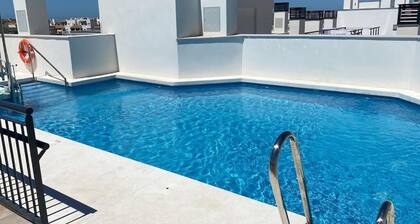 Elegant Apt. for 6 with Pool, Wifi and AC in Rota