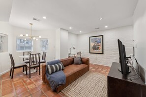 Televisie en een kantoor