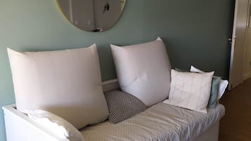 1 chambre, fer et planche Ă repasser, draps fournis