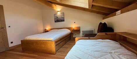 3 室のベッドルーム、WiFi (無料)