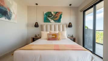 3 bedrooms, iron/ironing board, travel crib, WiFi