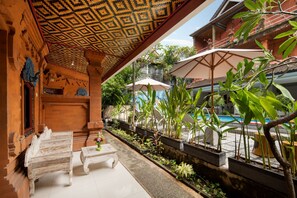 Family Room | Terrace/patio - Hotel Lumbung Sari Legian (Legian)