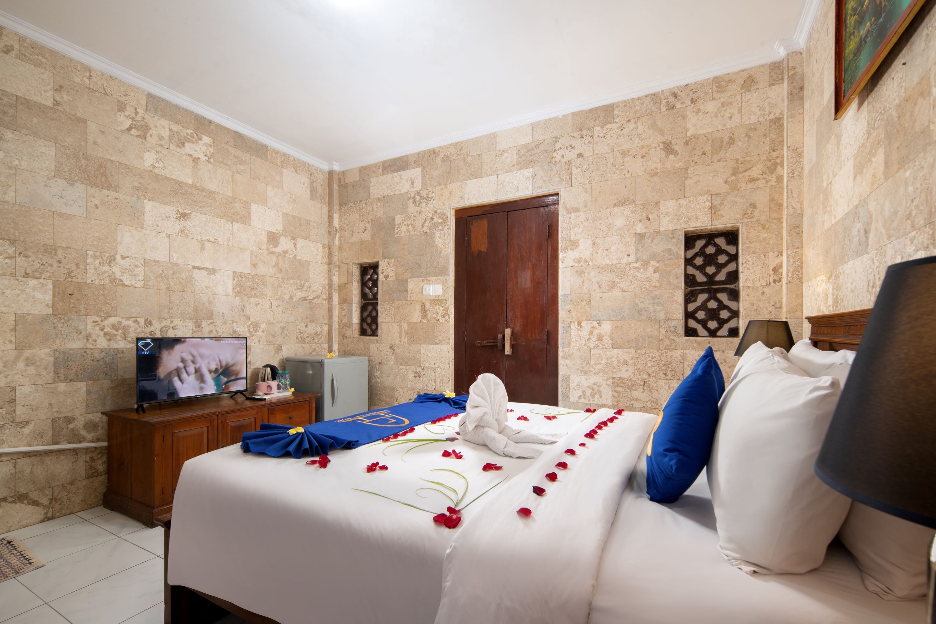 Habitación estándar doble | Minibar, escritorio, sistema de insonorización y wifi gratis