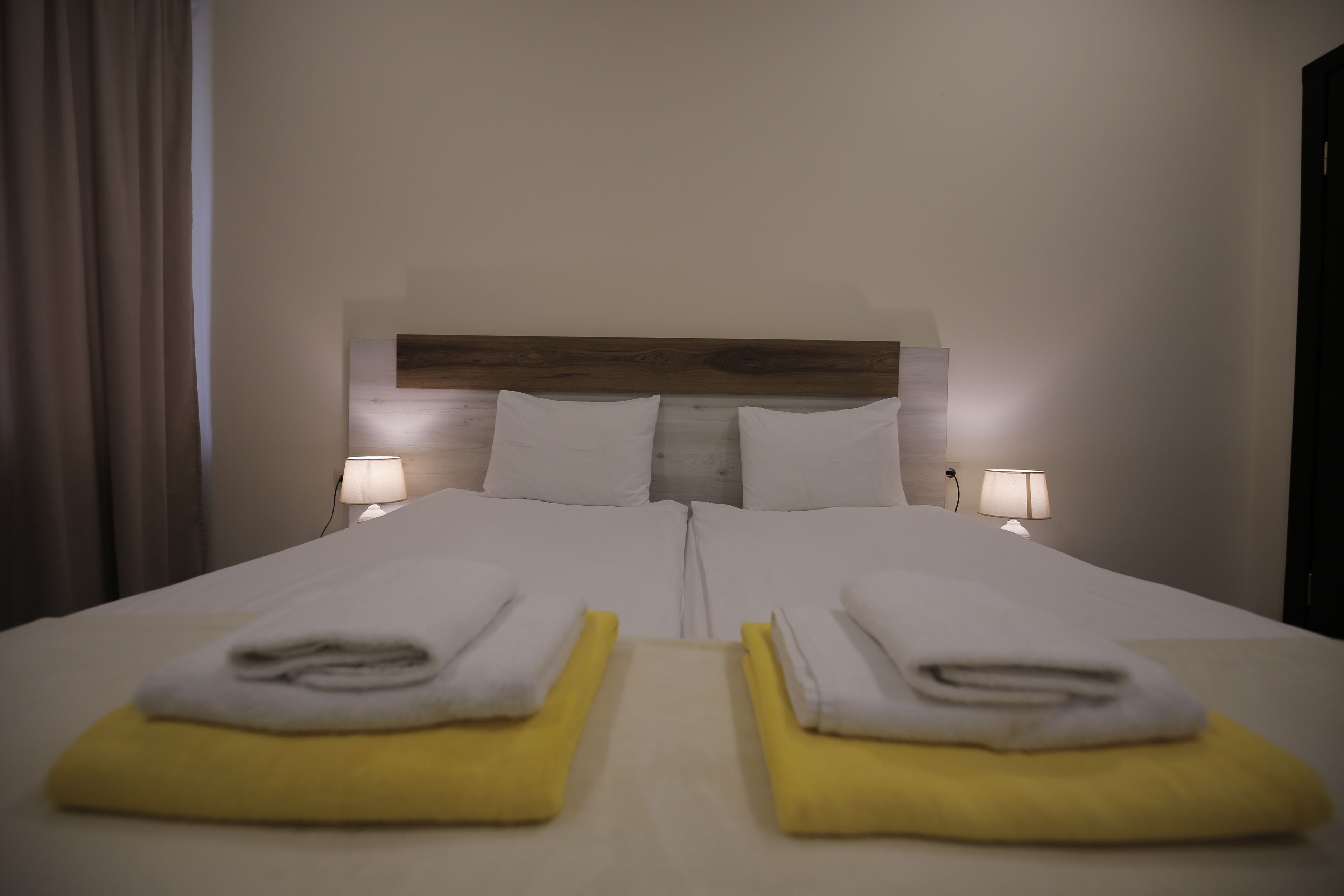Deluxe Double or Twin Room | Desk, soundproofing, free WiFi, bed sheets