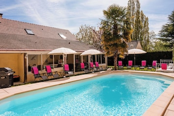 Piscine de 4x9m Chauffée et privée