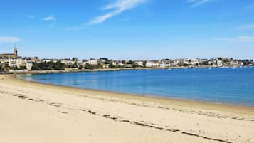 Vlak bij het strand