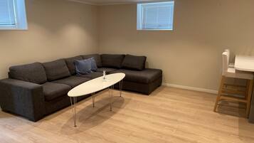 Apartment, 1 Queen Bed | Interior