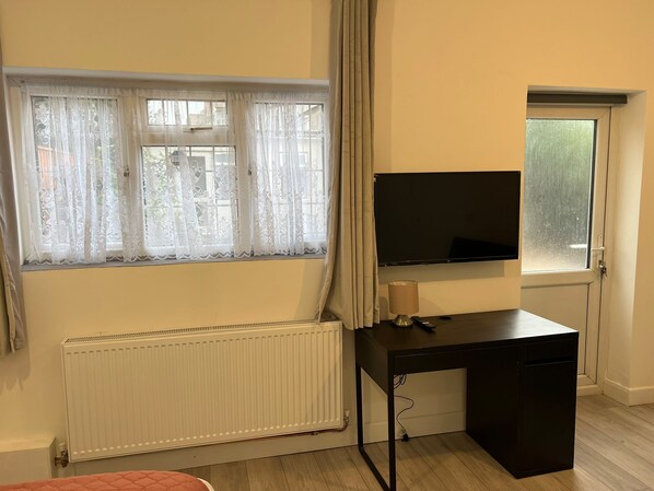 Apartment | 2 Schlafzimmer, Bügeleisen/Bügelbrett, kostenloses WLAN, Bettwäsche