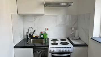 Apartment | Private kitchen | Fridge, microwave, oven, stovetop